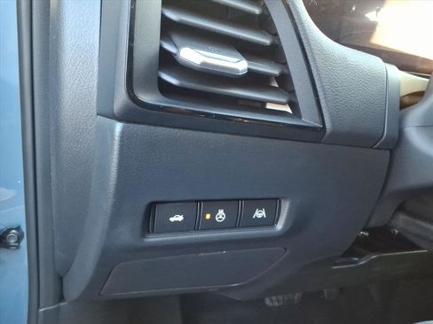 New 2026 Nissan Sentra SR image 18