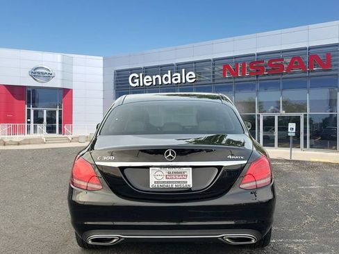 Used 2020 Mercedes-Benz C 300 4MATIC Sedan image 5