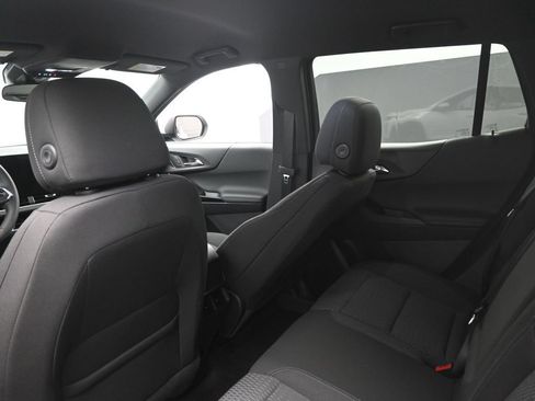 New 2026 Chevrolet Equinox LT AWD/4WD image 18