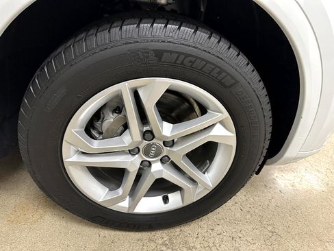 Used 2019 Audi Q5 2.0T Premium image 25