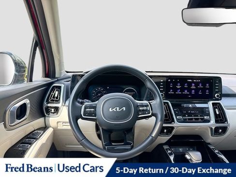 Used 2023 Kia Sorento SX AWD/4WD image 29