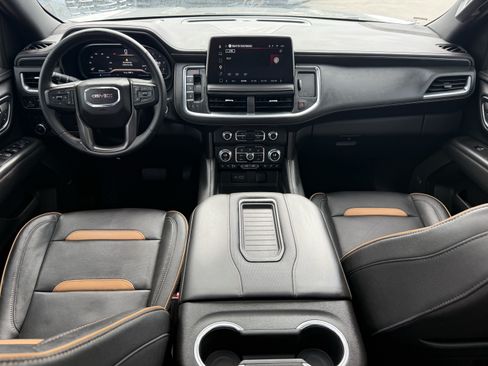Used 2023 GMC Yukon XL AT4 AWD/4WD image 13