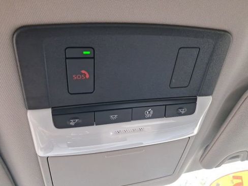 Used 2025 Nissan Altima 2.5 SV FWD image 17