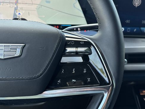 New 2026 Cadillac Vistiq Premium Luxury AWD/4WD image 21