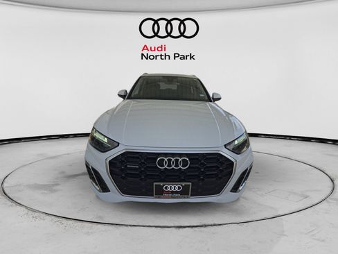 Used 2023 Audi Q5 2.0T Premium w/ Convenience Package AWD/4WD image 19