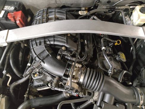 Used 2014 Ford Mustang Premium image 30