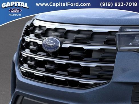New 2026 Ford Explorer Active RWD image 17