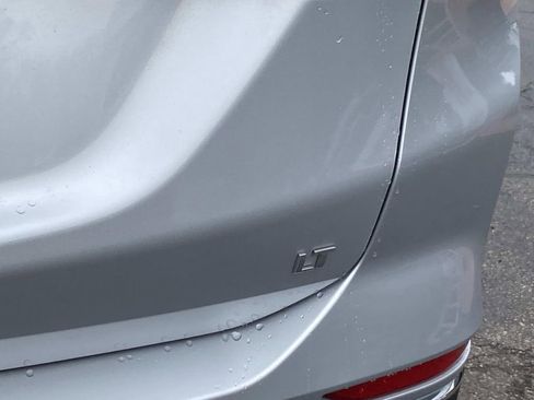 Used 2020 Chevrolet Equinox LT image 6