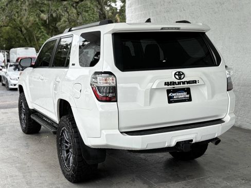 Used 2022 Toyota 4Runner SR5 w/ TRD Black Wheel Package (TMS) AWD/4WD image 7