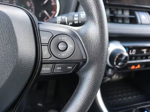 Used 2025 Toyota RAV4 XLE image 22