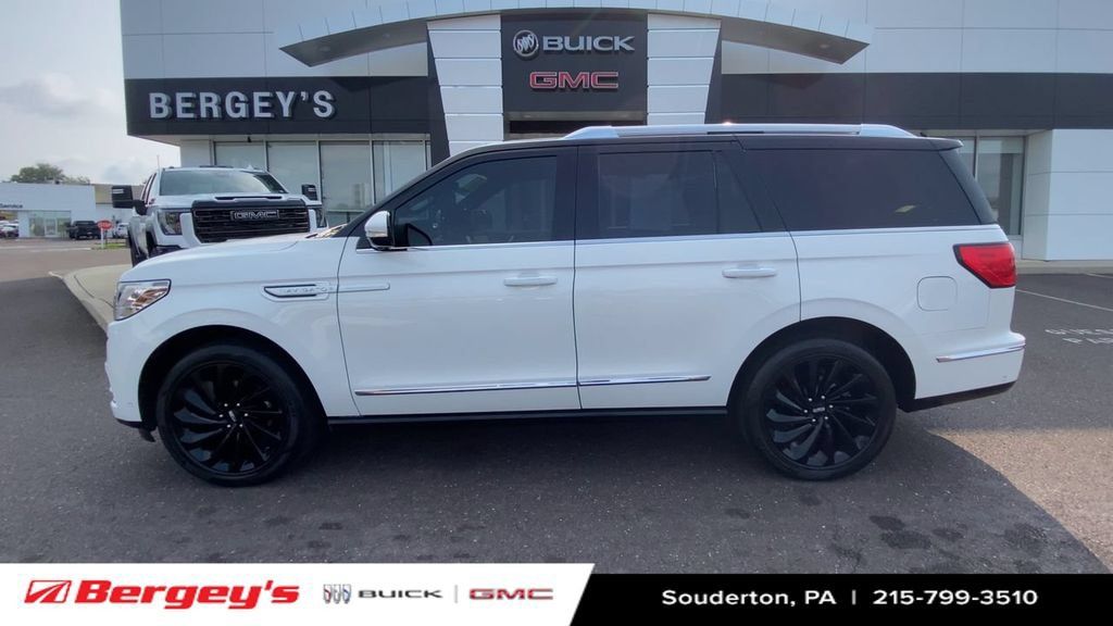 Used 2020 Lincoln Navigator Reserve w/ Equipment Group 208A Reserve AWD/4WD image 6