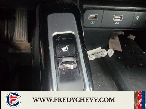 Used 2023 Kia Sorento SX AWD/4WD image 25