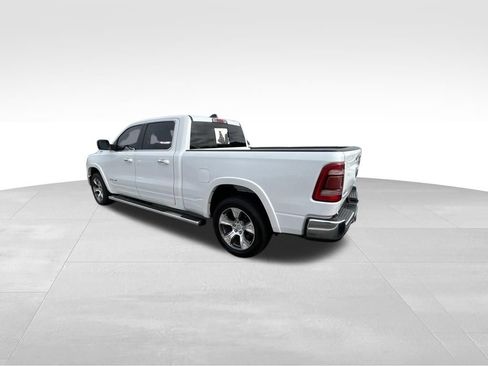 Used 2019 RAM 1500 Laramie AWD/4WD image 14