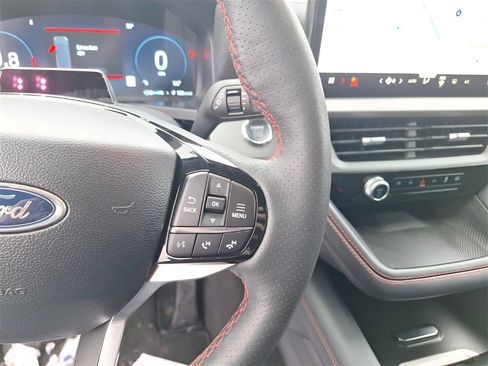 Used 2025 Ford Explorer ST-Line w/ ST-Line Street Pack image 23