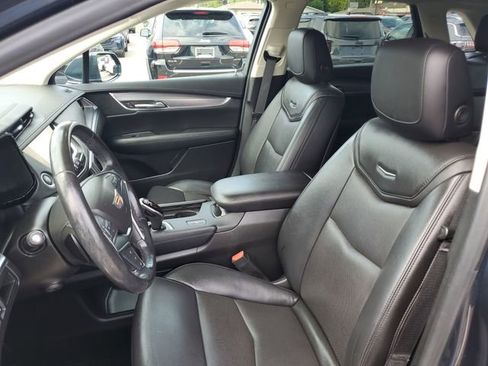 Used 2019 Cadillac XT5 Luxury FWD image 7