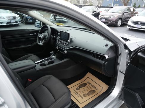 Used 2020 Nissan Altima 2.5 S w/ Driver Assist Package image 17