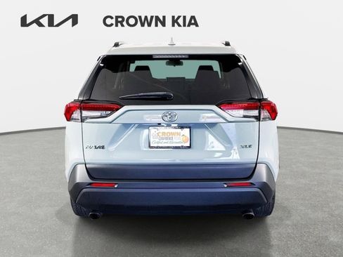 Used 2019 Toyota RAV4 XLE w/ Convenience Package FWD image 7