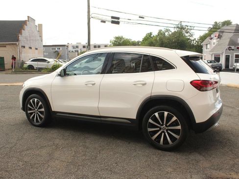 Used 2023 Mercedes-Benz GLA 250 w/ Premium Package image 9