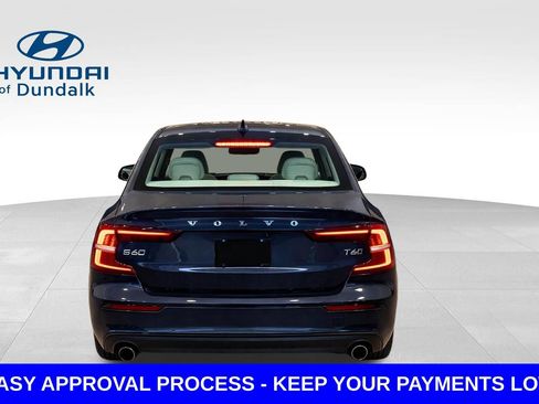 Used 2020 Volvo S60 T6 Momentum image 7