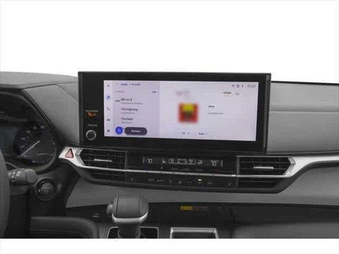 Used 2026 Toyota Sienna XLE FWD image 7