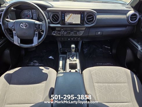Used 2019 Toyota Tacoma TRD Off-Road AWD/4WD image 12