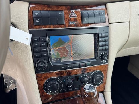 Used 2006 Mercedes-Benz CLK 350 Cabriolet image 13