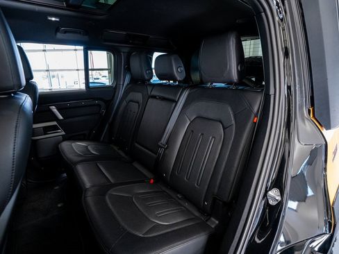 Used 2022 Land Rover Defender 110 X-Dynamic SE image 61