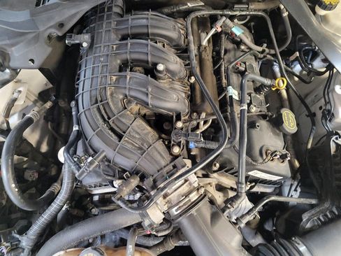 Used 2015 Ford Mustang V6 w/ Equipment Group 051A image 30