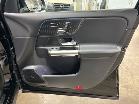 Certified 2025 Mercedes-Benz GLA 250 4MATIC image 26