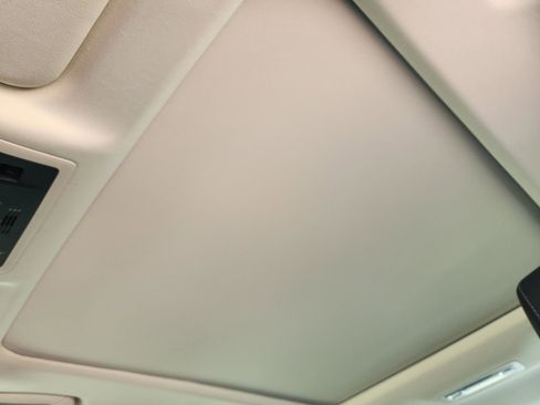 Used 2023 Lexus ES 350 w/ Premium Package image 34