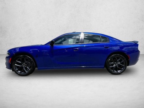 Used 2022 Dodge Charger SXT w/ Blacktop Package RWD image 6