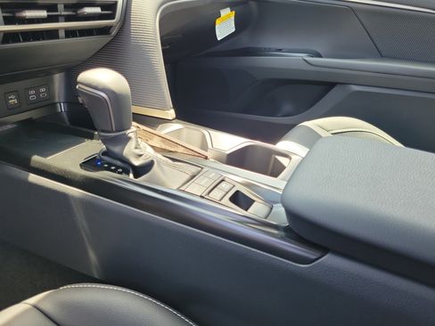 New 2026 Toyota Camry SE FWD image 29
