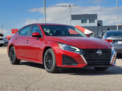 New 2025 Nissan Altima 2.5 SV w/ SV Special Edition Package image 7