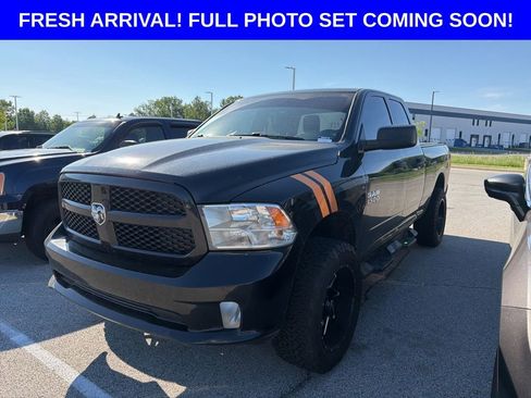 Used 2018 RAM 1500 Express w/ Express Value Package AWD/4WD image 1