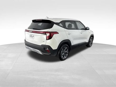 Certified 2026 Kia Seltos LX AWD/4WD image 7