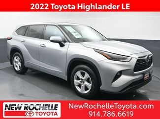 Used 2022 Toyota Highlander LE AWD/4WD video 1