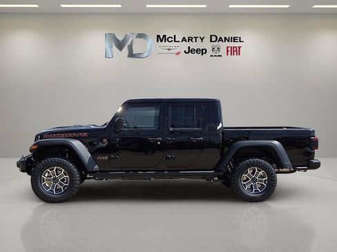 New 2025 Jeep Gladiator Mojave w/ Steel Bumper Group image 3