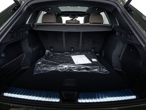 New 2025 Audi Q5 Premium image 17