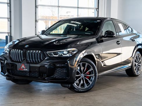 Used 2023 BMW X6 xDrive40i w/ M Sport Package image 2