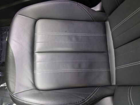 Used 2023 Audi Q5 2.0T Premium w/ Convenience Package AWD/4WD image 18