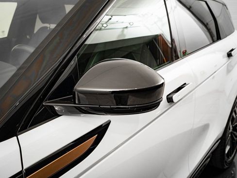 Used 2023 Land Rover Range Rover Evoque R-Dynamic SE image 15