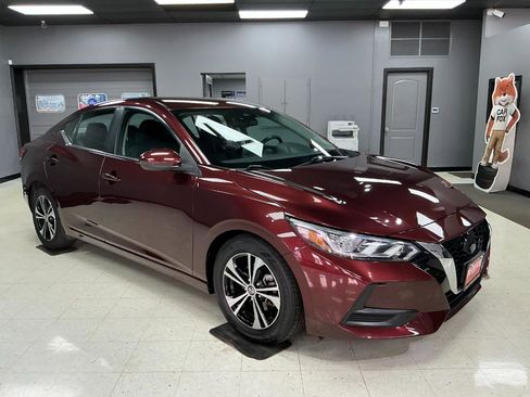 Used 2022 Nissan Sentra SV FWD image 2