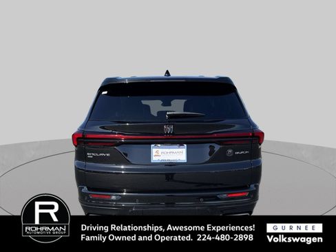 Used 2025 Buick Enclave Sport Touring AWD/4WD image 8