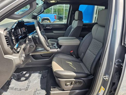 Used 2024 Chevrolet Silverado 1500 ZR2 AWD/4WD image 21