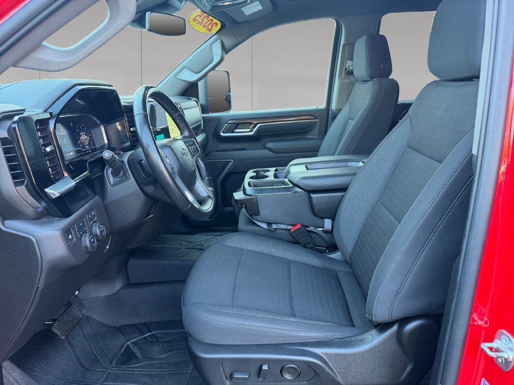 Used 2025 Chevrolet Silverado 2500 LT w/ Trail Boss Package AWD/4WD image 11