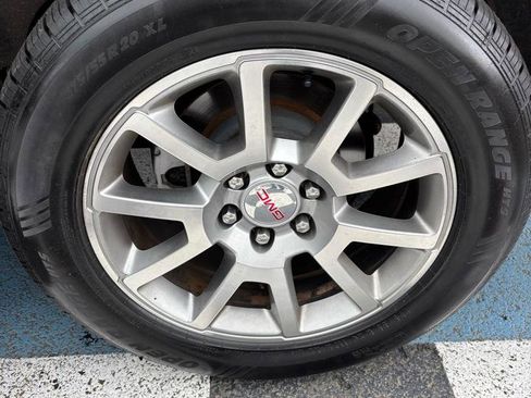 Used 2015 GMC Yukon XL Denali w/ Premium Package AWD/4WD image 37