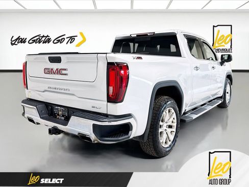 Used 2021 GMC Sierra 1500 SLT w/ SLT Premium Package AWD/4WD image 5