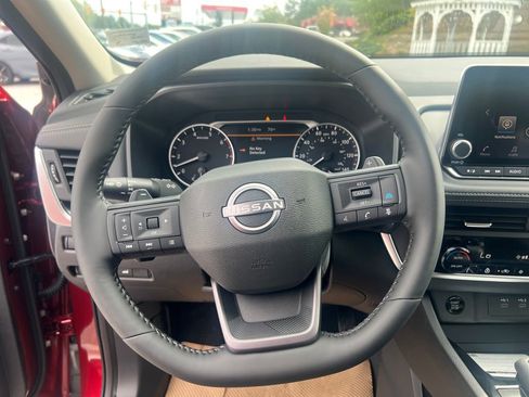 New 2026 Nissan Rogue SV w/ Cold Weather Package image 15