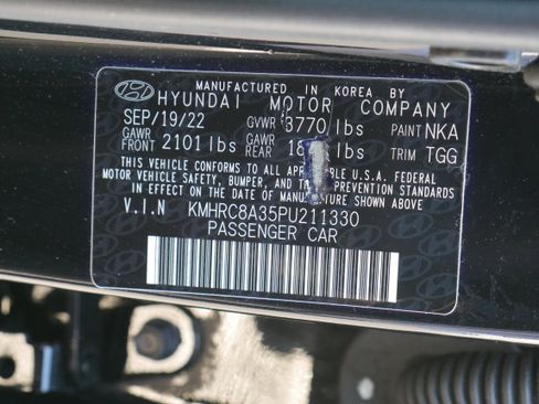 Used 2023 Hyundai Venue SEL image 30