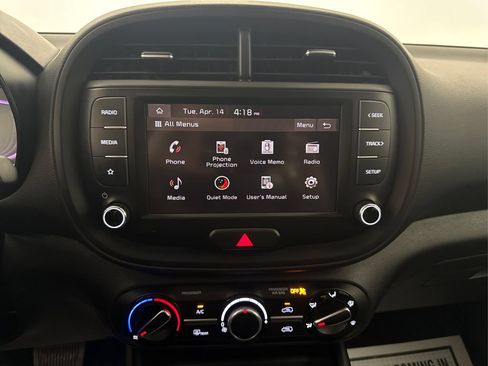 Used 2023 Kia Soul LX FWD image 38